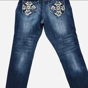 Rue21 Women's Blue Skinny Jeans with Embroidered Pockets